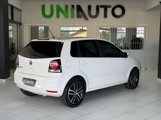 VOLKSWAGEN-POLO-1.6 MI 8V FLEX 4P MANUAL VOLKSWAGEN-POLO-2013