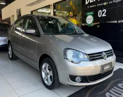 VOLKSWAGEN POLO SEDAN 1.6 MI COMFORTLINE 8V FLEX 4P MANUAL VOLKSWAGEN POLO SEDAN 1.6 MI COMFORTLINE 8V FLEX 4P MANUAL