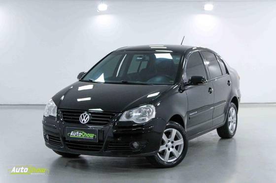 VOLKSWAGEN POLO SEDAN 1.6 8V GASOLINA 4P MANUAL