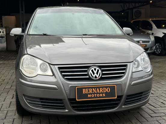 VOLKSWAGEN-POLO SEDAN-1.6 MI 8V FLEX 4P MANUAL VOLKSWAGEN-POLO SEDAN-2011