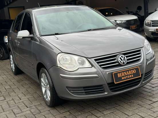 VOLKSWAGEN-POLO SEDAN-1.6 MI 8V FLEX 4P MANUAL VOLKSWAGEN-POLO SEDAN-2011