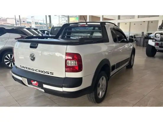 VOLKSWAGEN-SAVEIRO-2012