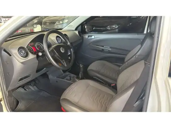 VOLKSWAGEN-SAVEIRO-1.6 CROSS CE 8V FLEX 2P MANUAL VOLKSWAGEN-SAVEIRO-2012