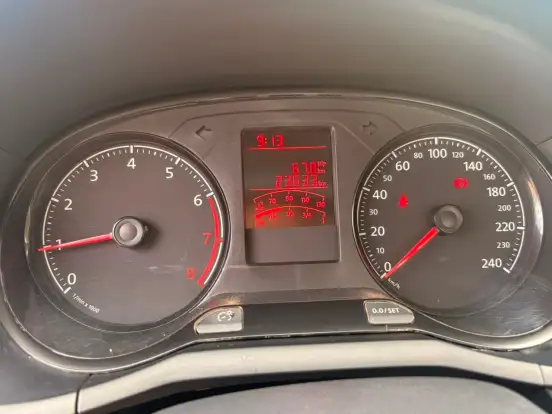 VOLKSWAGEN-SAVEIRO-2025
