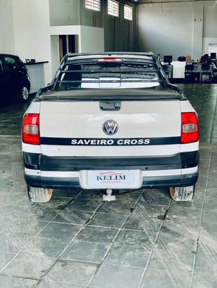 VOLKSWAGEN-SAVEIRO-2011