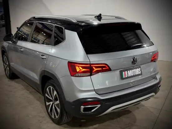 VOLKSWAGEN-TAOS-1.4 250 TSI TOTAL FLEX HIGHLINE AUTOMÁTICO VOLKSWAGEN-TAOS-2023