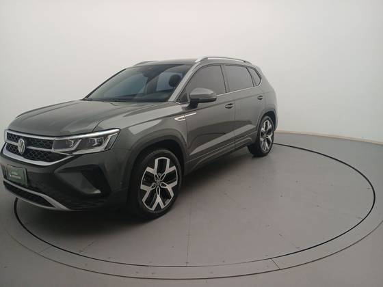 VOLKSWAGEN TAOS 1.4 250 TSI TOTAL FLEX HIGHLINE AUTOMÁTICO