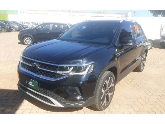 VOLKSWAGEN TAOS 1.4 250 TSI TOTAL FLEX HIGHLINE AUTOMÁTICO