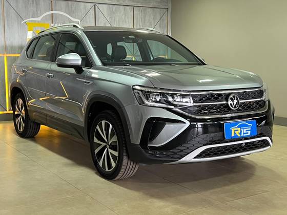 VOLKSWAGEN TAOS 1.4 250 TSI TOTAL FLEX HIGHLINE AUTOMÁTICO