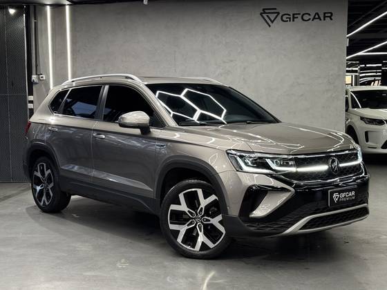 VOLKSWAGEN TAOS 1.4 250 TSI TOTAL FLEX HIGHLINE AUTOMÁTICO