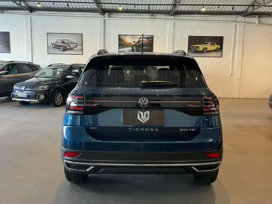 VOLKSWAGEN-T-CROSS-2023