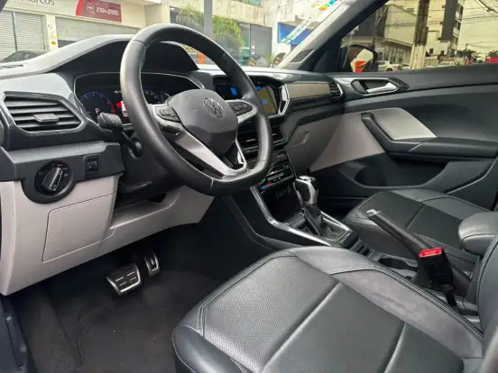 VOLKSWAGEN-T-CROSS-1.4 250 TSI TOTAL FLEX HIGHLINE AUTOMÁTICO VOLKSWAGEN-T-CROSS-2023