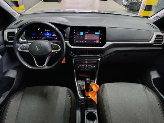 VOLKSWAGEN-T-CROSS-2024
