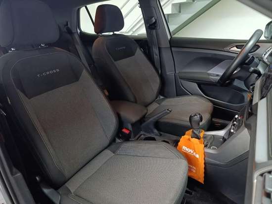 VOLKSWAGEN-T-CROSS-2024