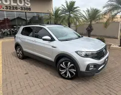 VOLKSWAGEN T-CROSS 1.0 200 TSI TOTAL FLEX AUTOMÁTICO VOLKSWAGEN T-CROSS 1.0 200 TSI TOTAL FLEX AUTOMÁTICO