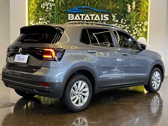 VOLKSWAGEN-T-CROSS-2020