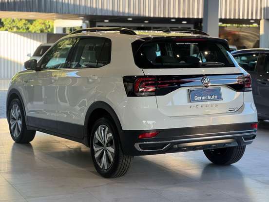 VOLKSWAGEN-T-CROSS-1.0 200 TSI TOTAL FLEX COMFORTLINE AUTOMÁTICO VOLKSWAGEN-T-CROSS-2019