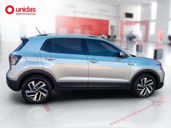 VOLKSWAGEN-T-CROSS-2025