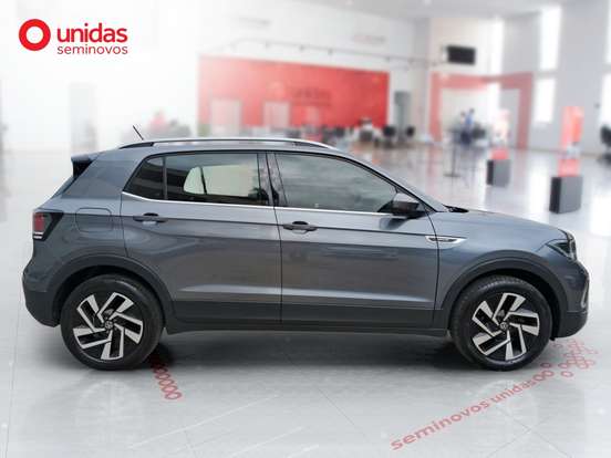 VOLKSWAGEN-T-CROSS-2025