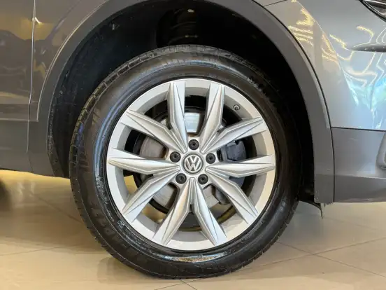 VOLKSWAGEN-TIGUAN-2019