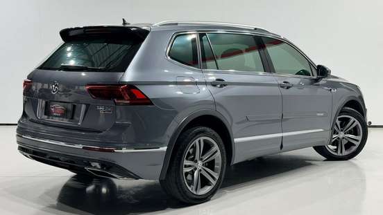 VOLKSWAGEN-TIGUAN-2020