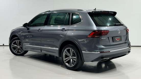 VOLKSWAGEN-TIGUAN-2020