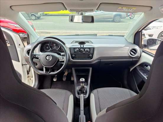 VOLKSWAGEN-UP-2017