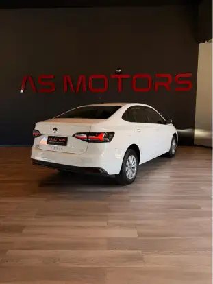 VOLKSWAGEN-VIRTUS-2023