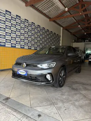 VOLKSWAGEN VIRTUS 1.0 200 TSI HIGHLINE AUTOMÁTICO