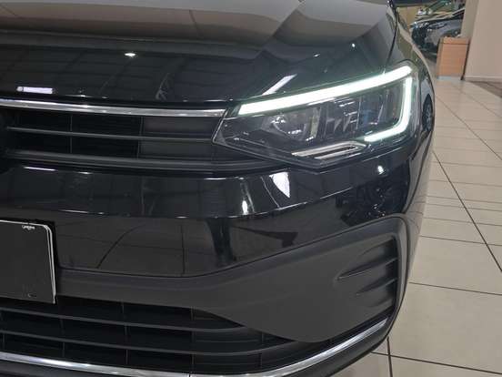 VOLKSWAGEN-VIRTUS-2025