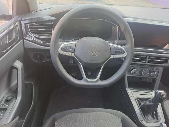 VOLKSWAGEN-VIRTUS-1.0 170 TSI MANUAL VOLKSWAGEN-VIRTUS-2025