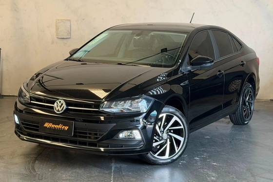 VOLKSWAGEN VIRTUS 1.0 200 TSI HIGHLINE AUTOMÁTICO
