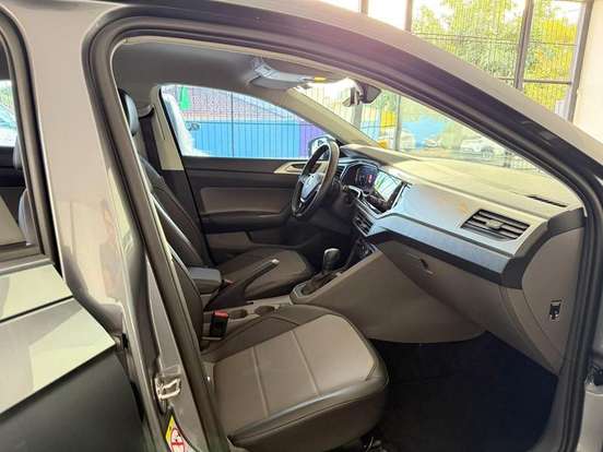 VOLKSWAGEN-VIRTUS-1.0 200 TSI HIGHLINE AUTOMÁTICO VOLKSWAGEN-VIRTUS-2021
