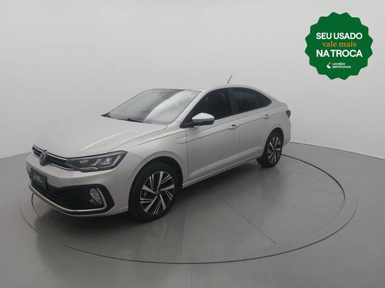 VOLKSWAGEN VIRTUS 1.0 200 TSI HIGHLINE AUTOMÁTICO