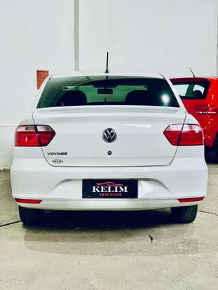 VOLKSWAGEN-VOYAGE-1.0 12V MPI TOTALFLEX 4P MANUAL VOLKSWAGEN-VOYAGE-2022