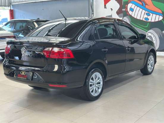 VOLKSWAGEN-VOYAGE-2021