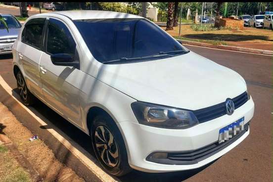 VOLKSWAGEN-GOL-2013