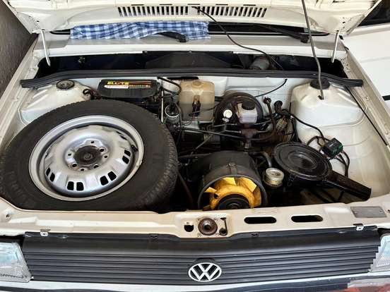 VOLKSWAGEN-GOL-1.6 LS 8V GASOLINA 2P MANUAL VOLKSWAGEN-GOL-1983