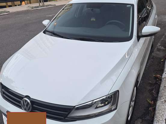 VOLKSWAGEN-JETTA-1.4 16V TSI TRENDLINE GASOLINA 4P TIPTRONIC VOLKSWAGEN-JETTA-2016