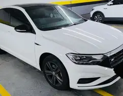 VOLKSWAGEN JETTA 1.4 250 TSI TOTAL FLEX R-LINE TIPTRONIC VOLKSWAGEN JETTA 1.4 250 TSI TOTAL FLEX R-LINE TIPTRONIC