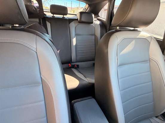 VOLKSWAGEN-NIVUS-1.0 200 TSI TOTAL FLEX HIGHLINE AUTOMÁTICO VOLKSWAGEN-NIVUS-2023