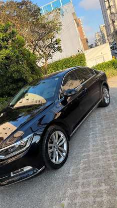 VOLKSWAGEN-PASSAT-2018