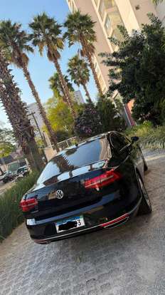VOLKSWAGEN-PASSAT-2018