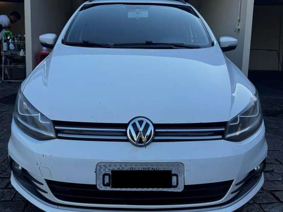 VOLKSWAGEN-SPACEFOX-1.6 MSI COMFORTLINE 8V FLEX 4P AUTOMATIZADO VOLKSWAGEN-SPACEFOX-2015