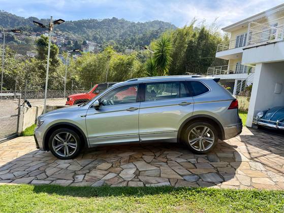 VOLKSWAGEN TIGUAN 2.0 350 TSI GASOLINA ALLSPACE R-LINE 4MOTION DSG