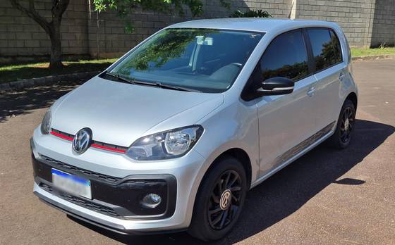 VOLKSWAGEN UP 1.0 170 TSI TOTAL FLEX CONNECT 4P MANUAL