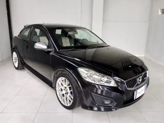 VOLVO-C30-2011