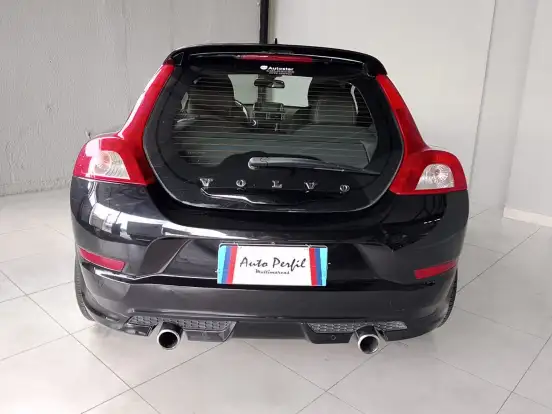 VOLVO-C30-2011