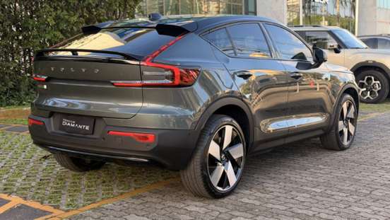 VOLVO-EC40-P8 RECHARGE TWIN ELECTRIC ULTRA AWD VOLVO-EC40-2025