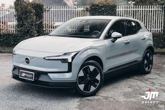 VOLVO-EX30-2024